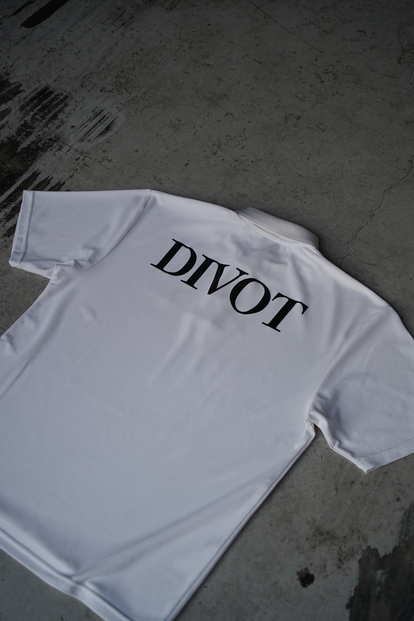 the Divot Original - POLO SHIRT (WHITE)